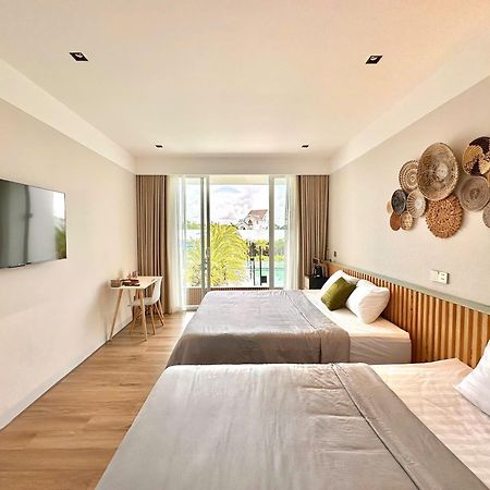 Bed and Breakfast Sens Club Thot Not Esterno foto